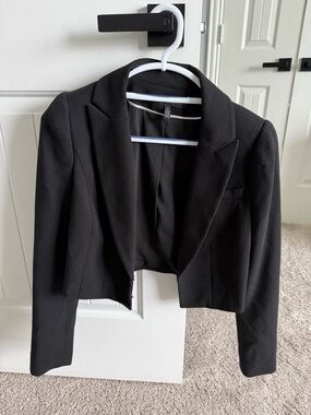 White House Black Market Black Cropped Blazer